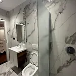Renev Apartamento Tirana